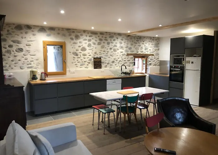 Grange Kanderatzea * Tardets-Sorholus